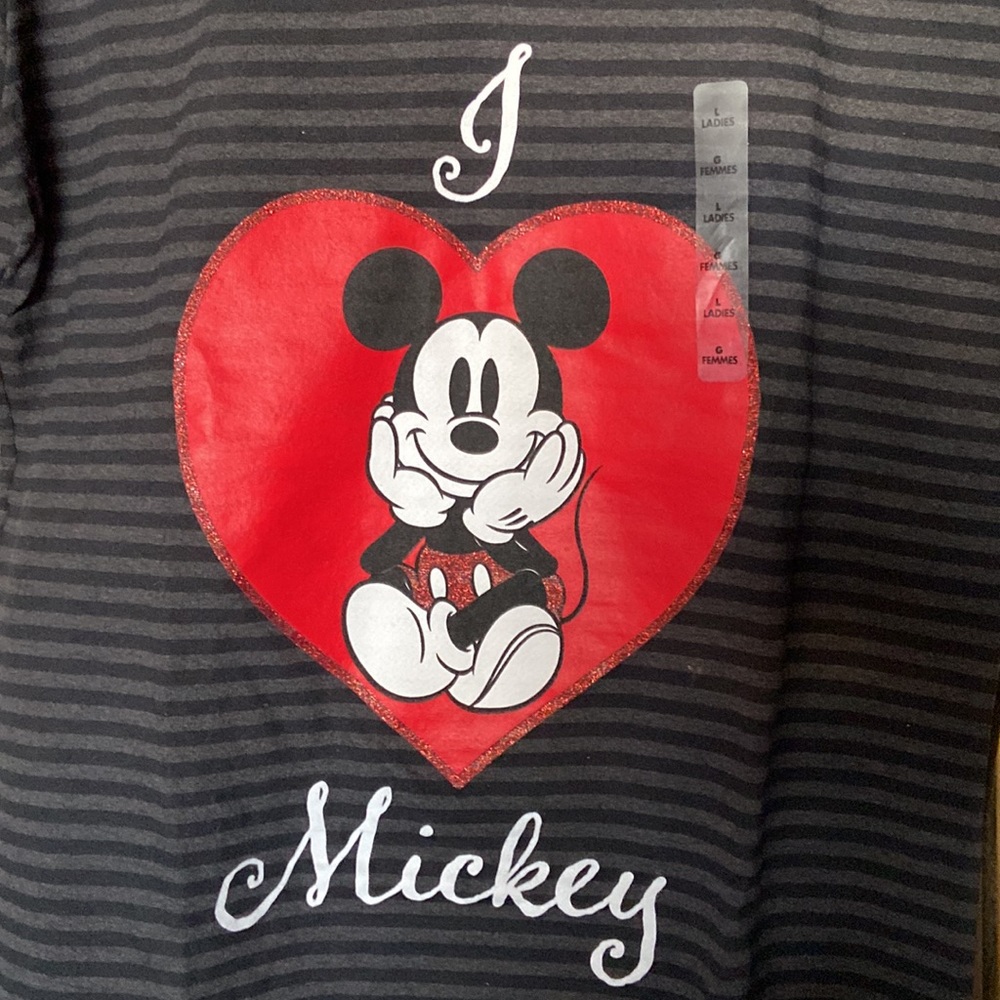 nwt mickey mouse t-shirt